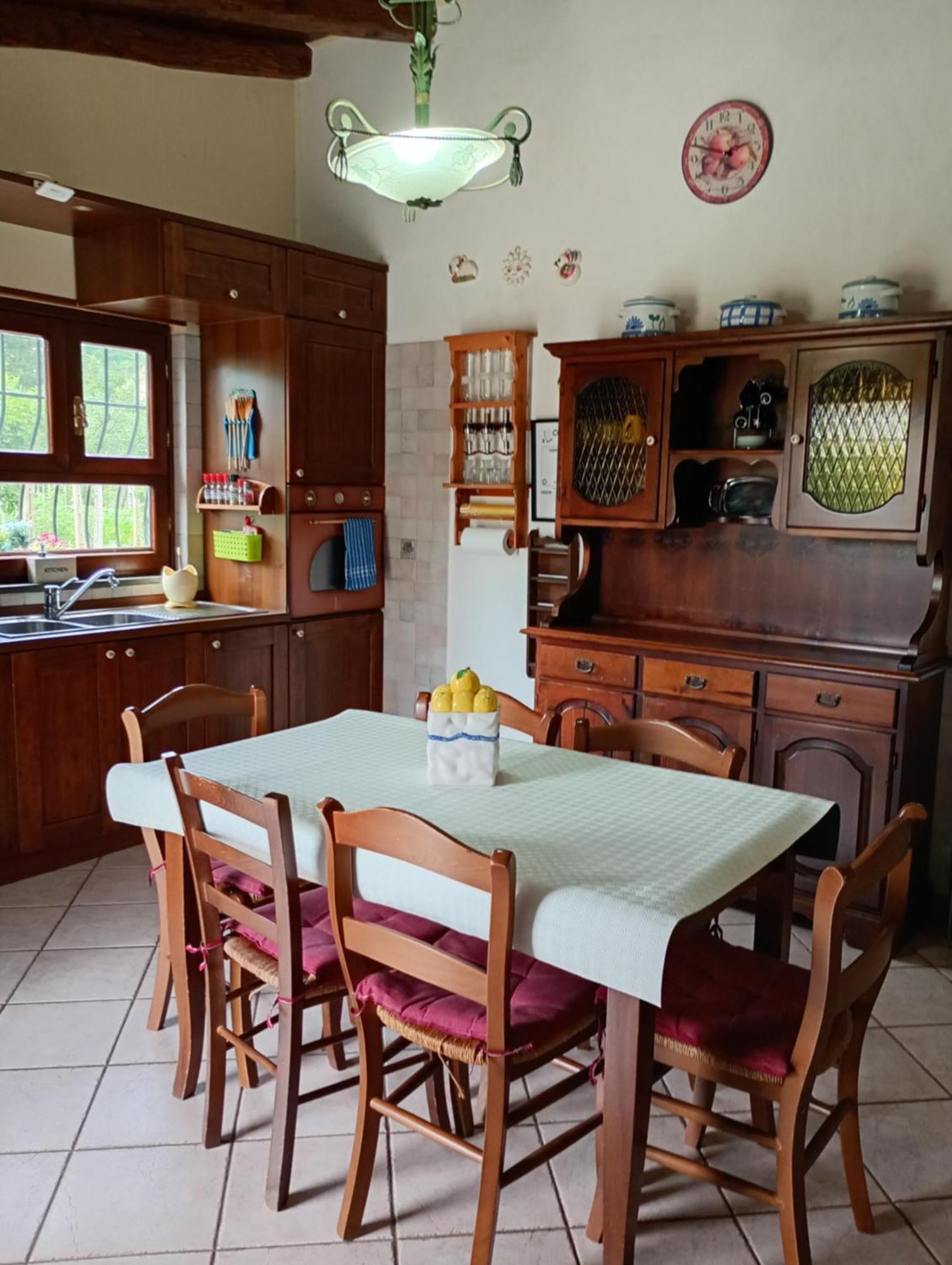 Independent Villa With Private Beach On The Lake ブラッチャーノ エクステリア 写真